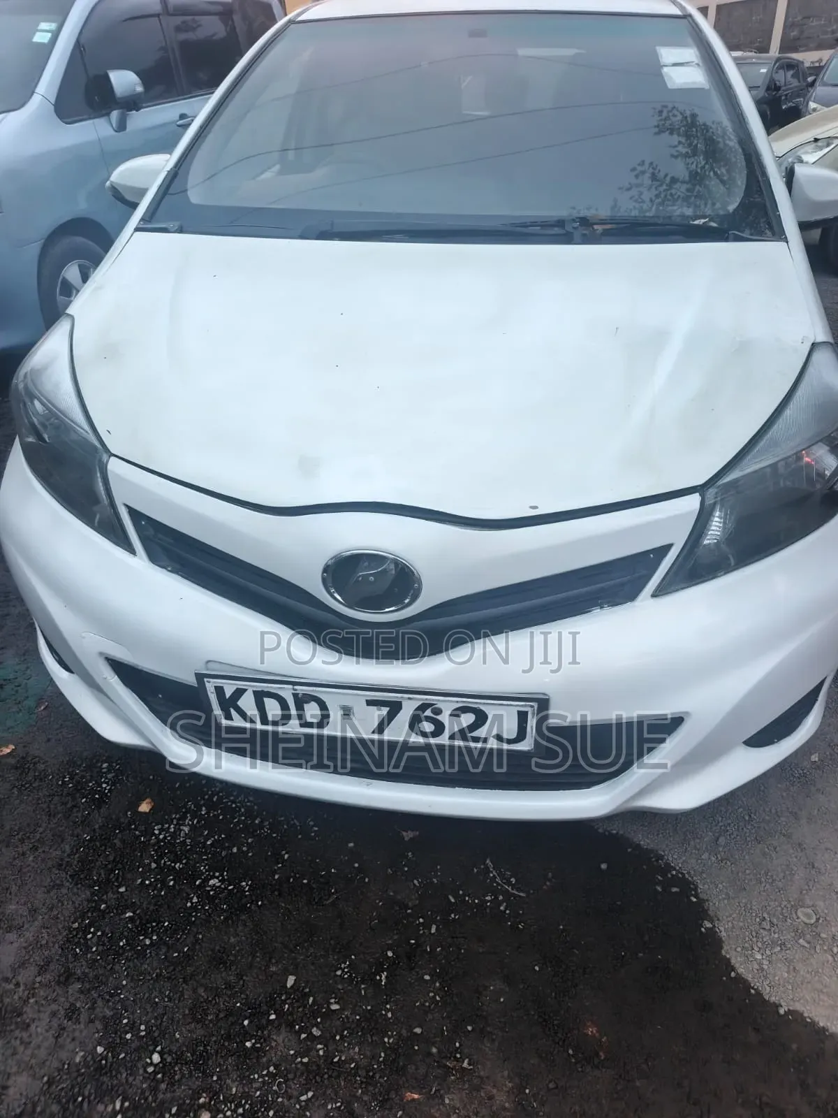 Toyota Vitz 2013 White