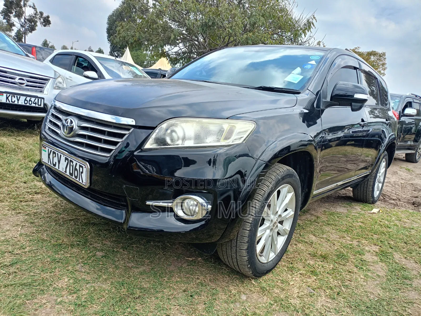 Toyota Vanguard 2012 Black