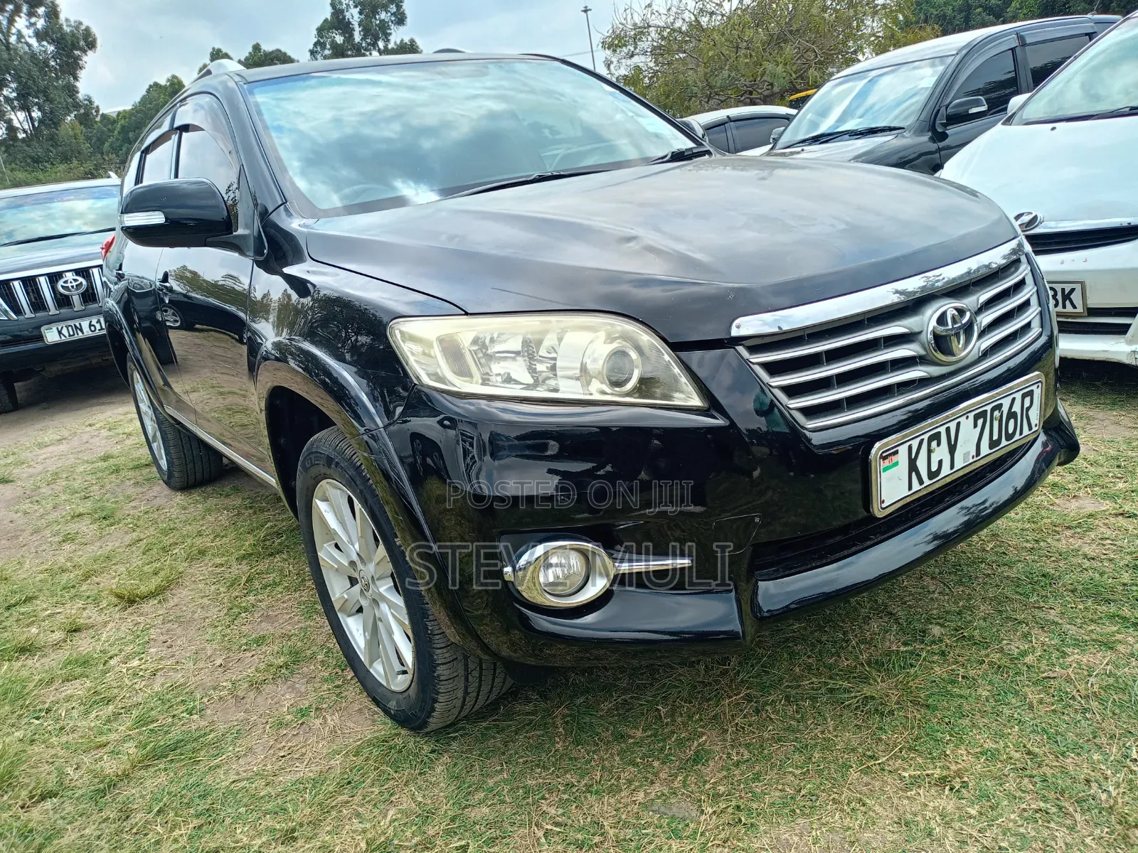 Toyota Vanguard 2012 Black