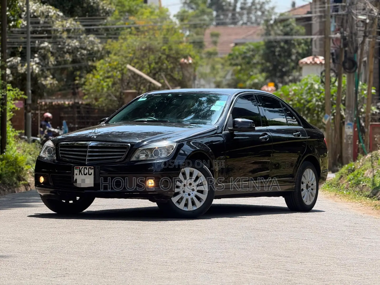 Mercedes-Benz C200 2009 Black