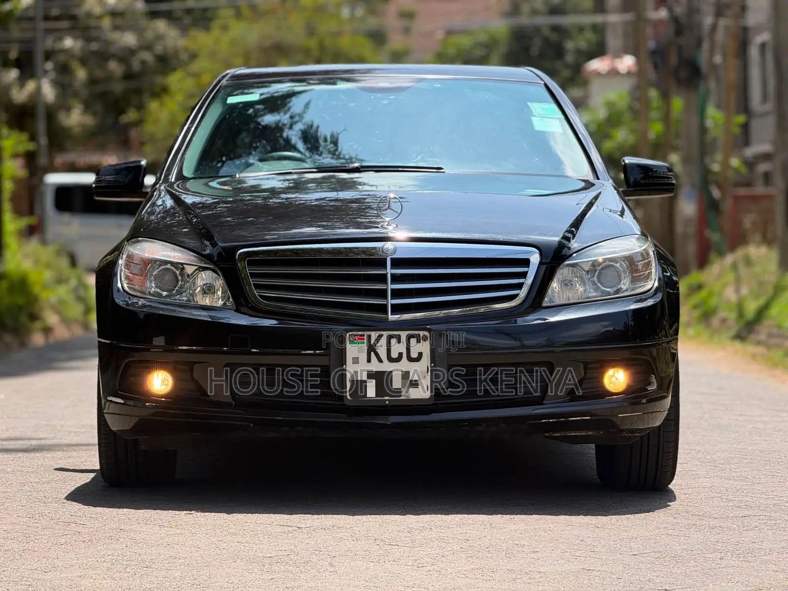 Mercedes-Benz C200 2009 Black