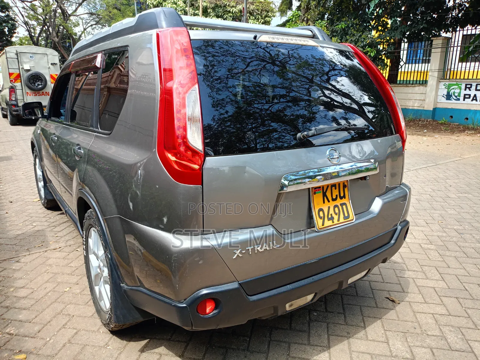 Nissan X-Trail 2012 Silver