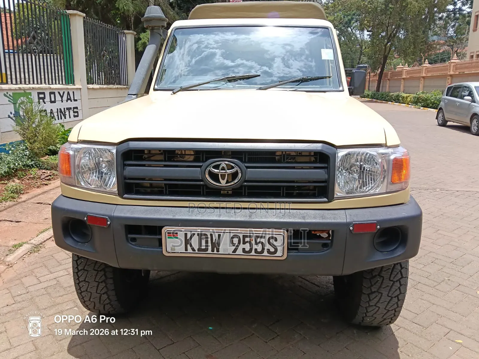 Toyota Land Cruiser 2008 Gold