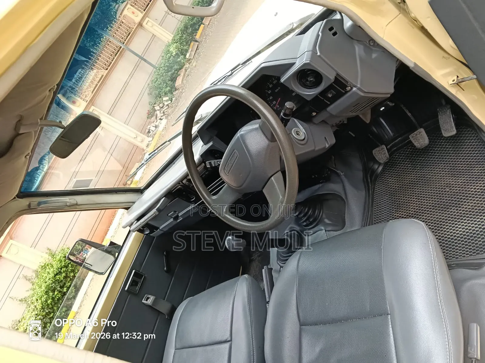 Toyota Land Cruiser 2008 Gold
