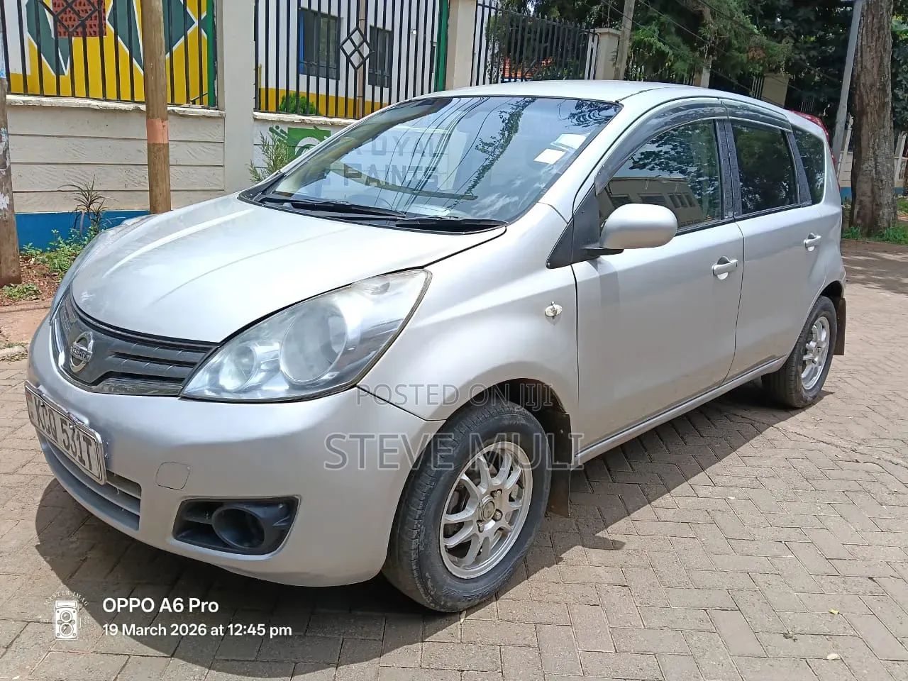 Nissan Note 2012 Silver