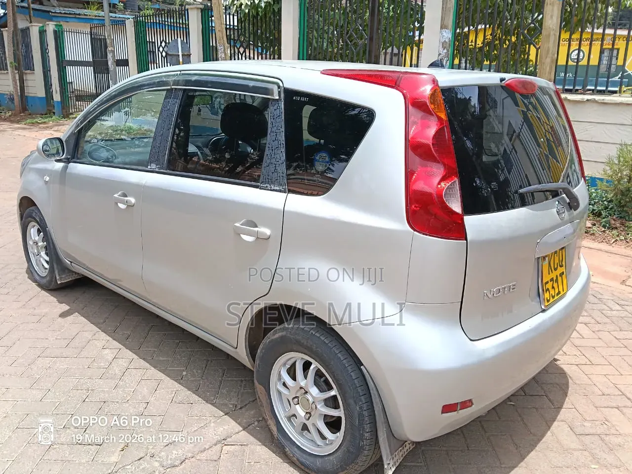Nissan Note 2012 Silver