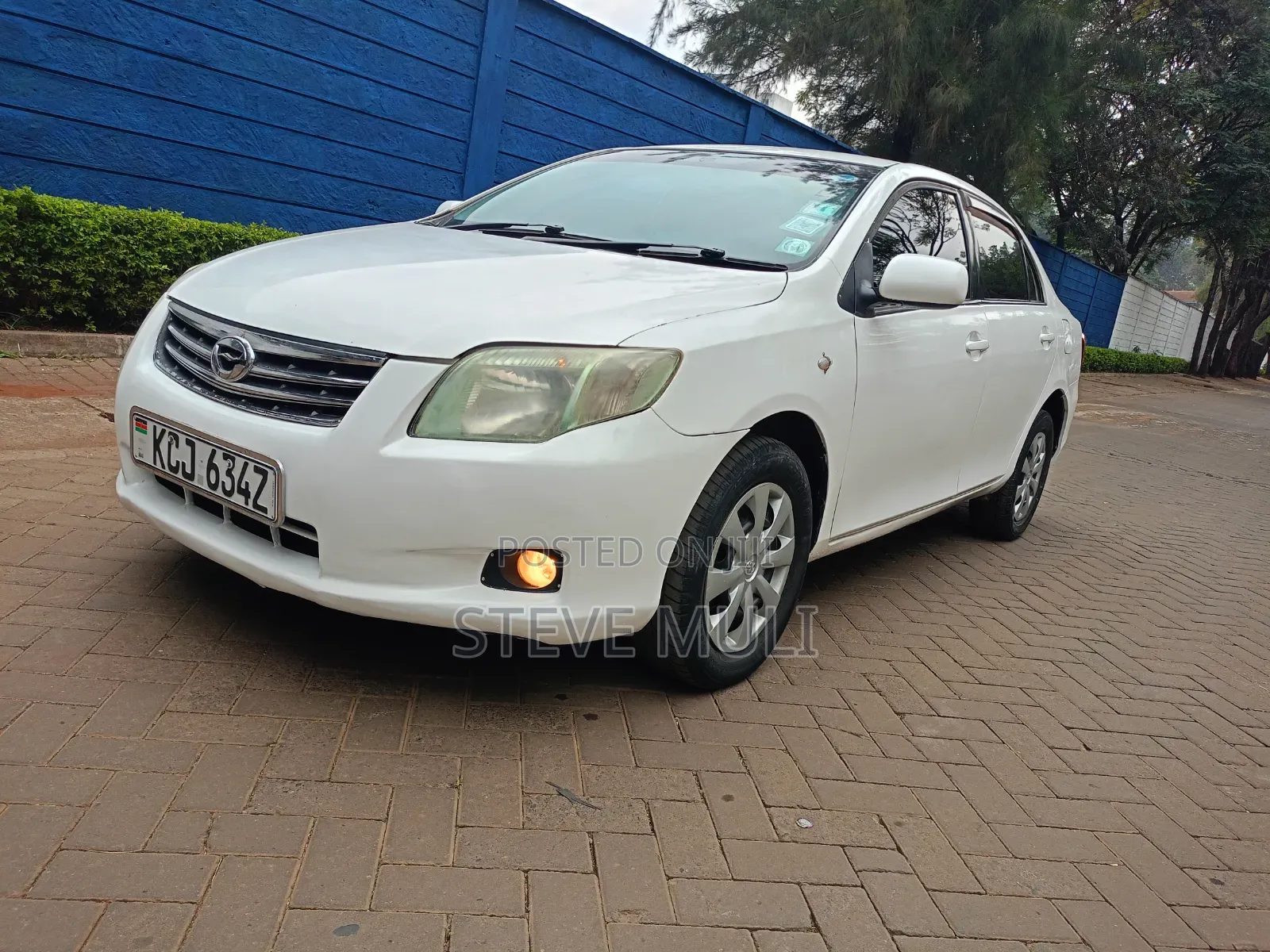 Toyota Axio 2010 White