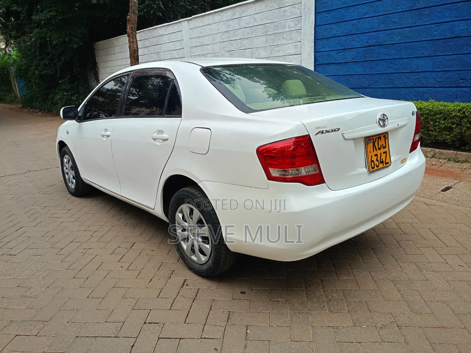 Toyota Axio 2010 White