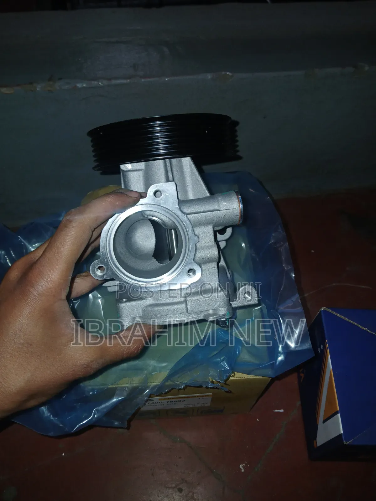 Suzuki Escudo J24 Water Pump