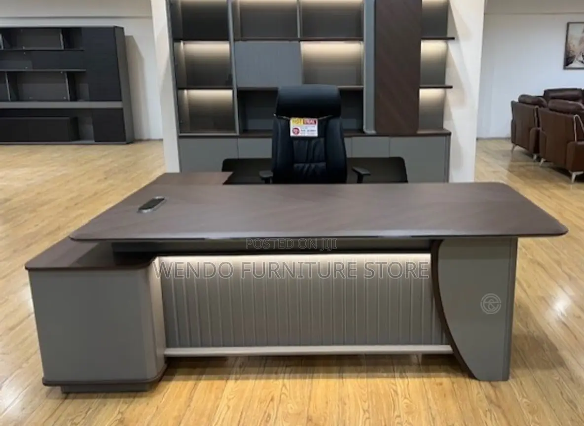 Office Desk; 1.6 Meters Executive CEO Office Main Desk