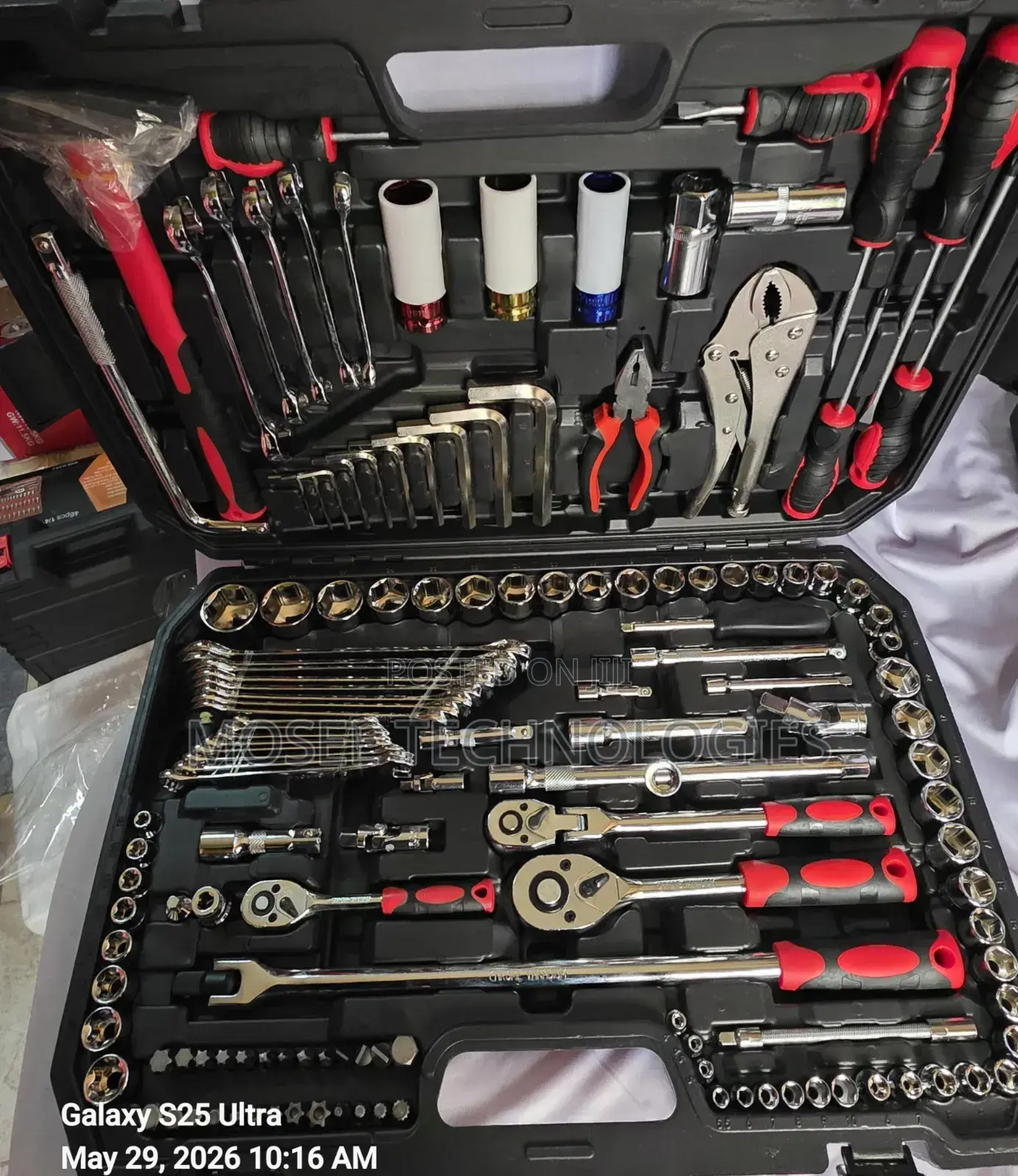 Professional 128PCS Mechanic Tool Kit With Ratchets & Sockets