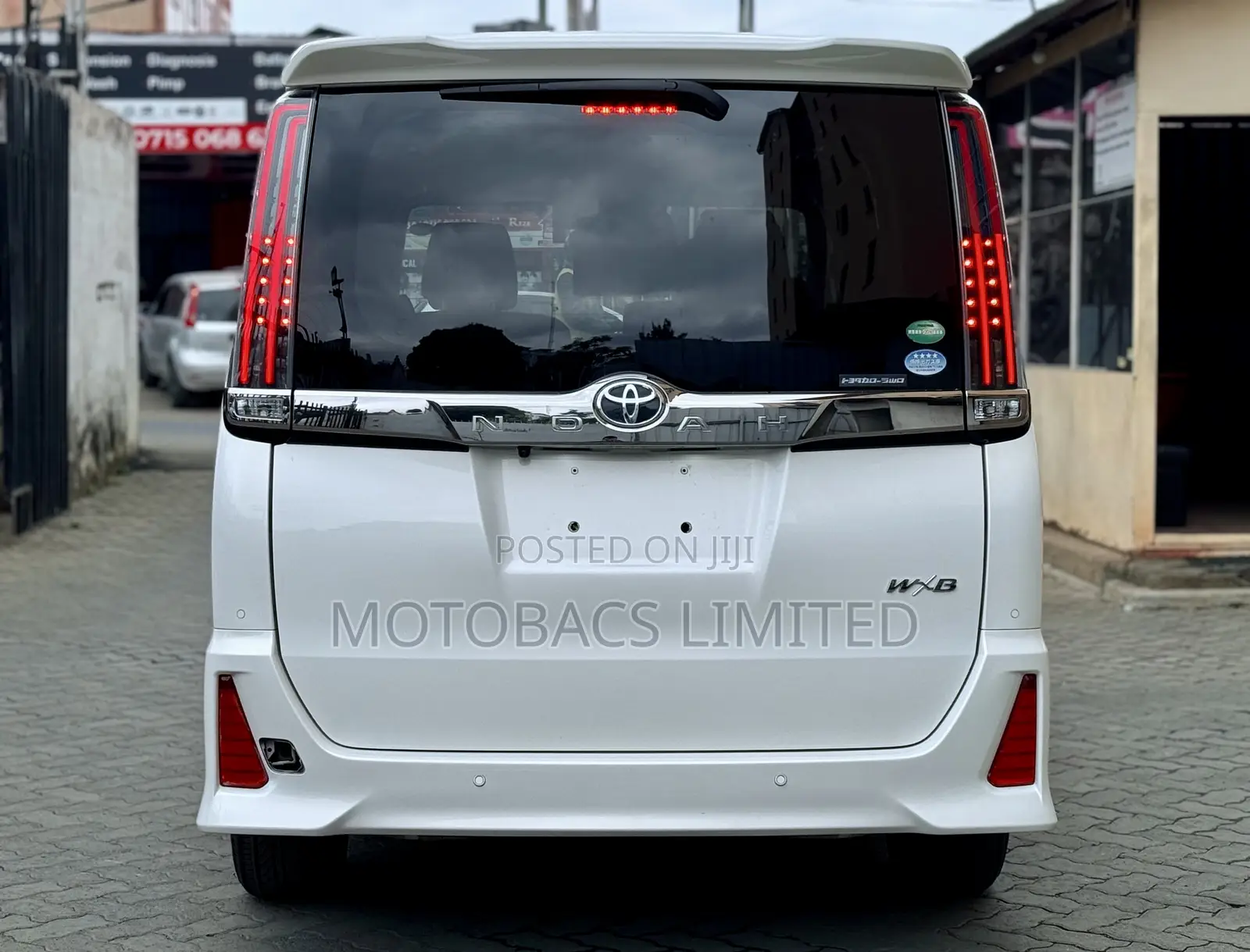 Toyota Noah 2.0 FWD (7 Seater) 2019 Pearl