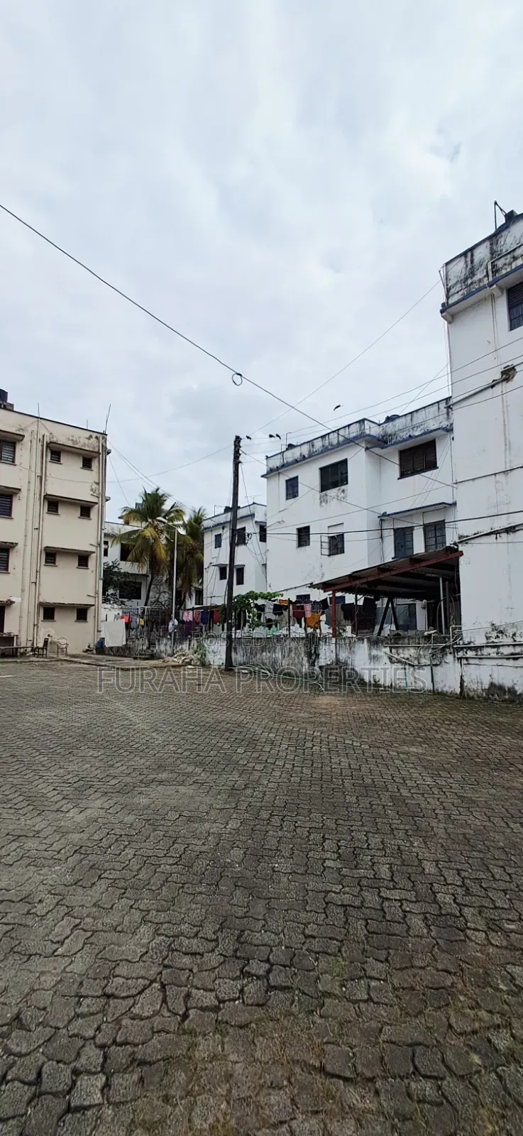 3bdrm Block of Flats in Mombasa Island, Moi Avenue (Msa) for sale