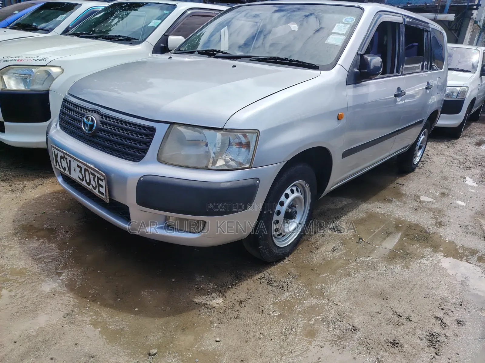 Toyota Succeed 2013 Silver
