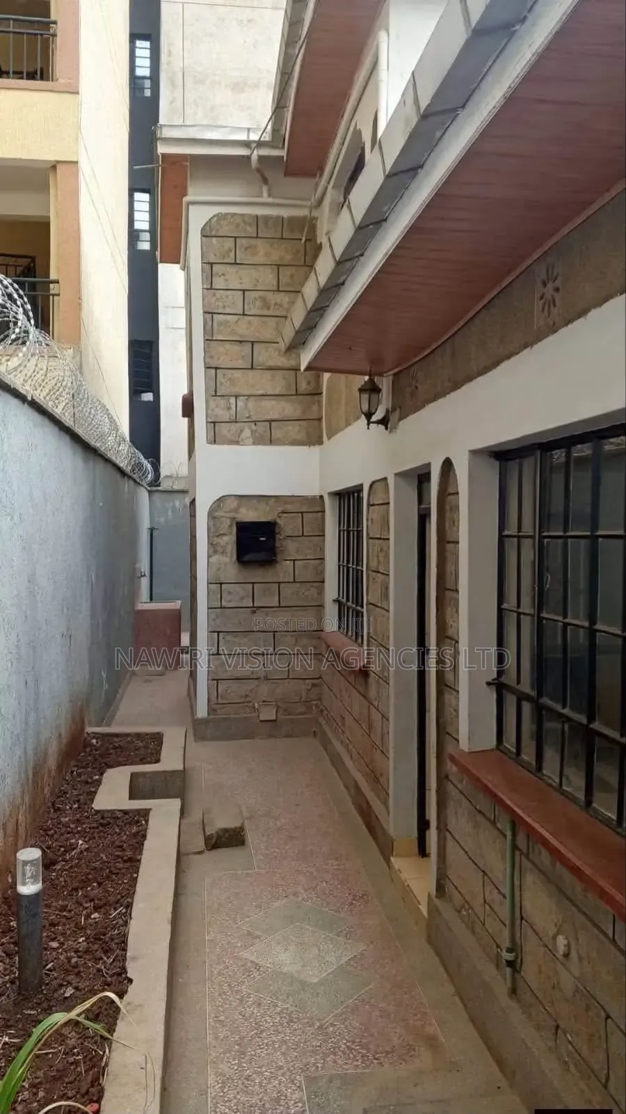 5bdrm House in Kincar, Utawala for rent