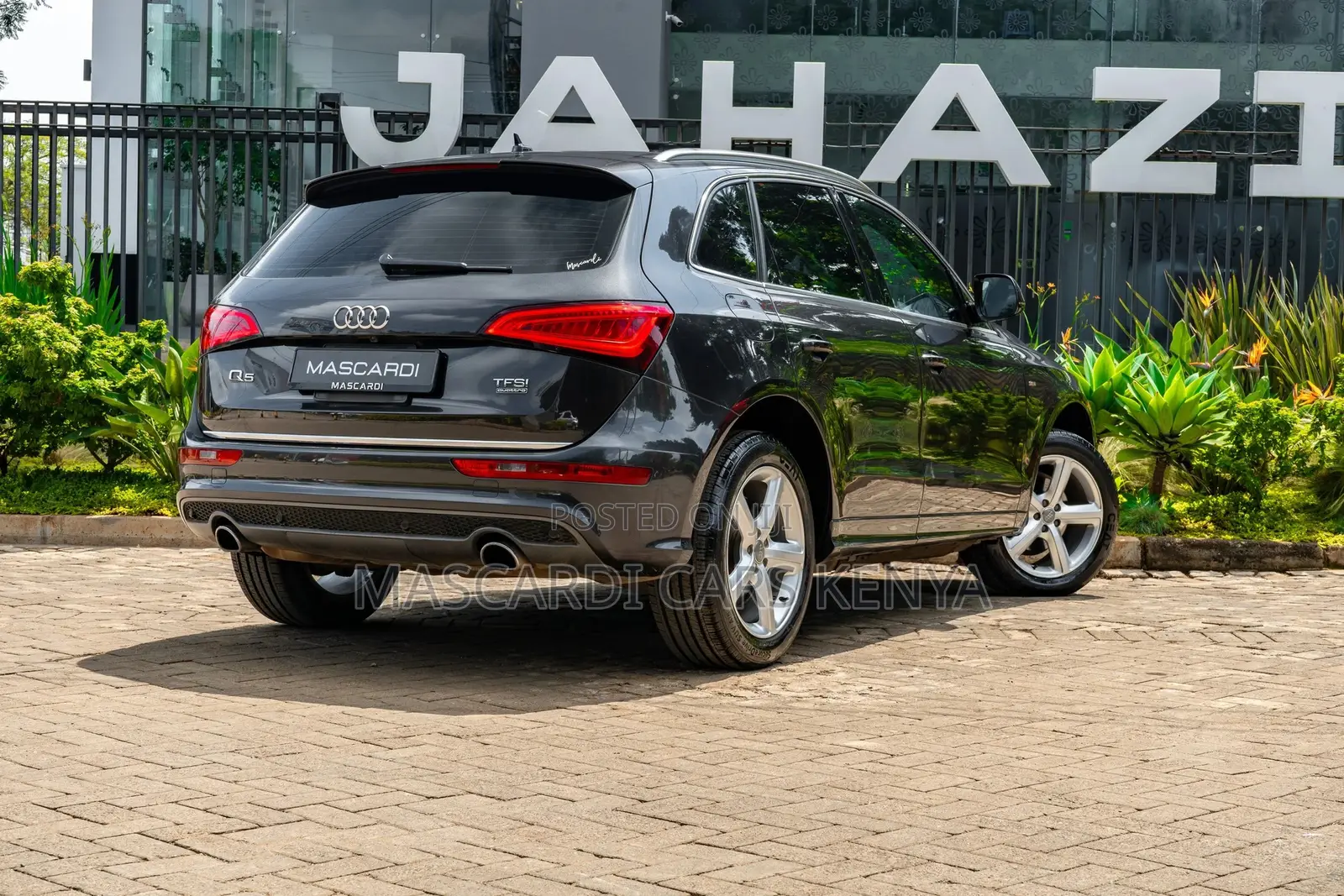 Audi Q5 2.0T Premium AWD quattro 2016 Gray