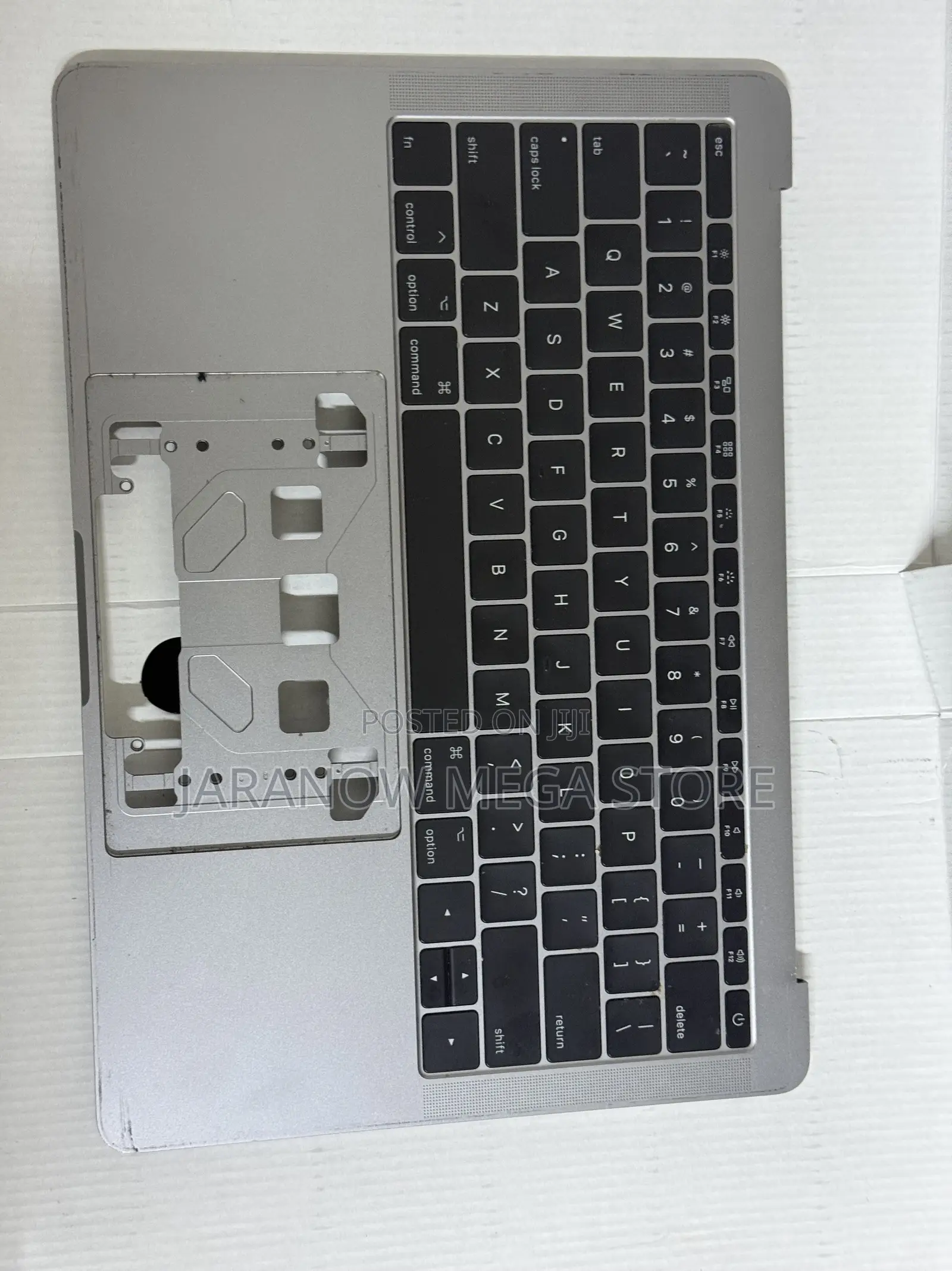 Top Case / Keyboard