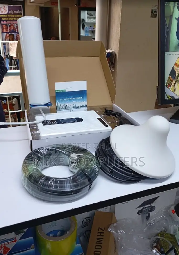 2G 3G 4G 5G GSM Tri-Band Mobile Signal Repeater Booster