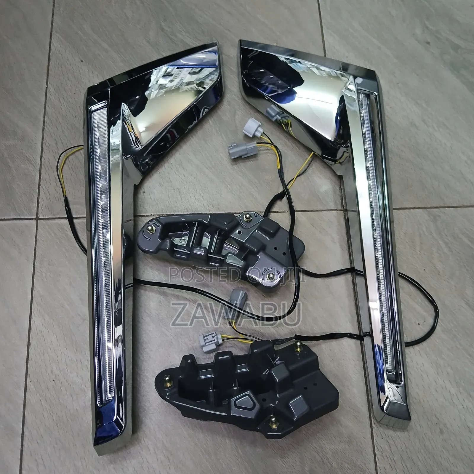 Chrome Headlight Fj 200 (V8) Led
