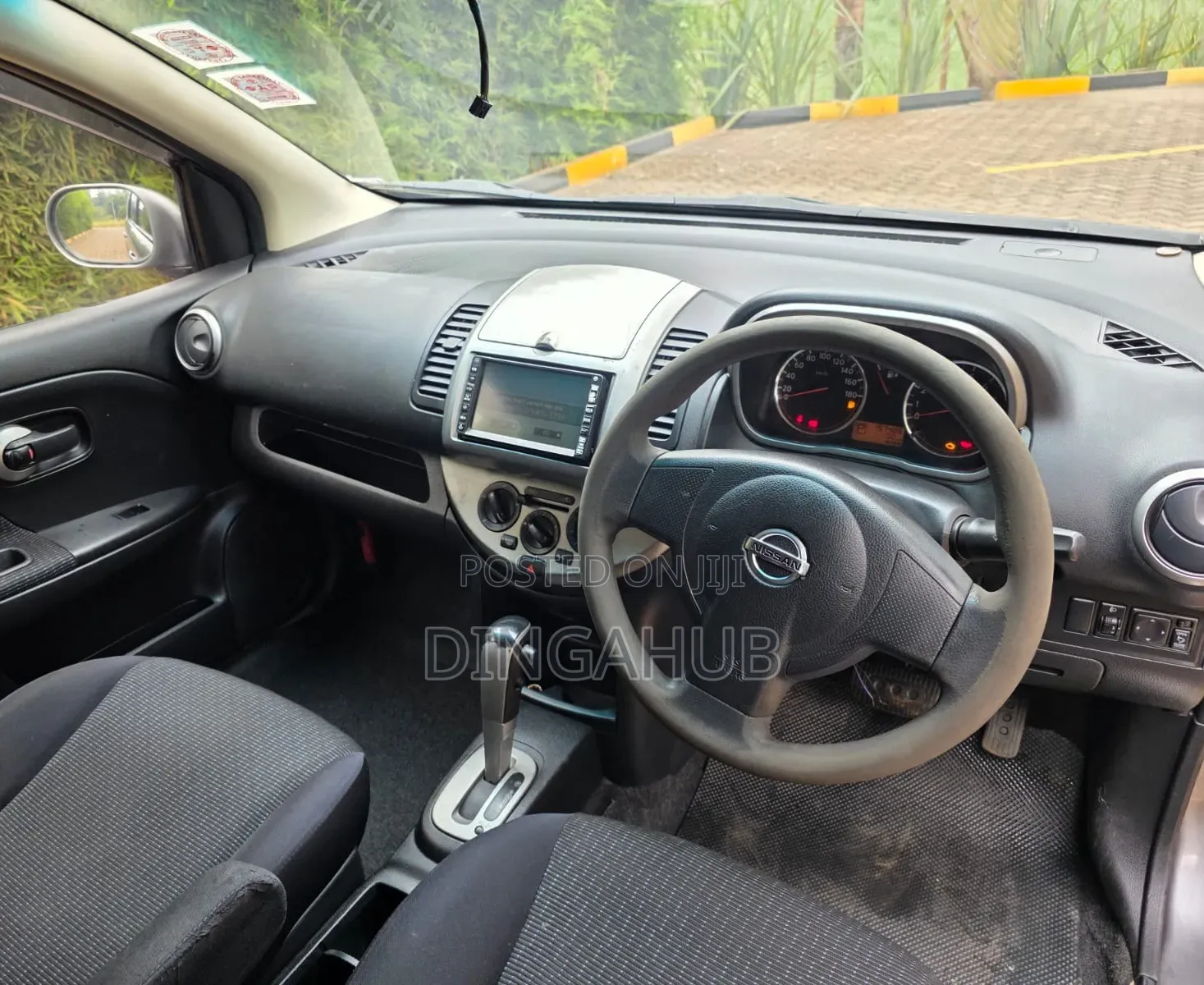 Nissan Note 2010 Gray