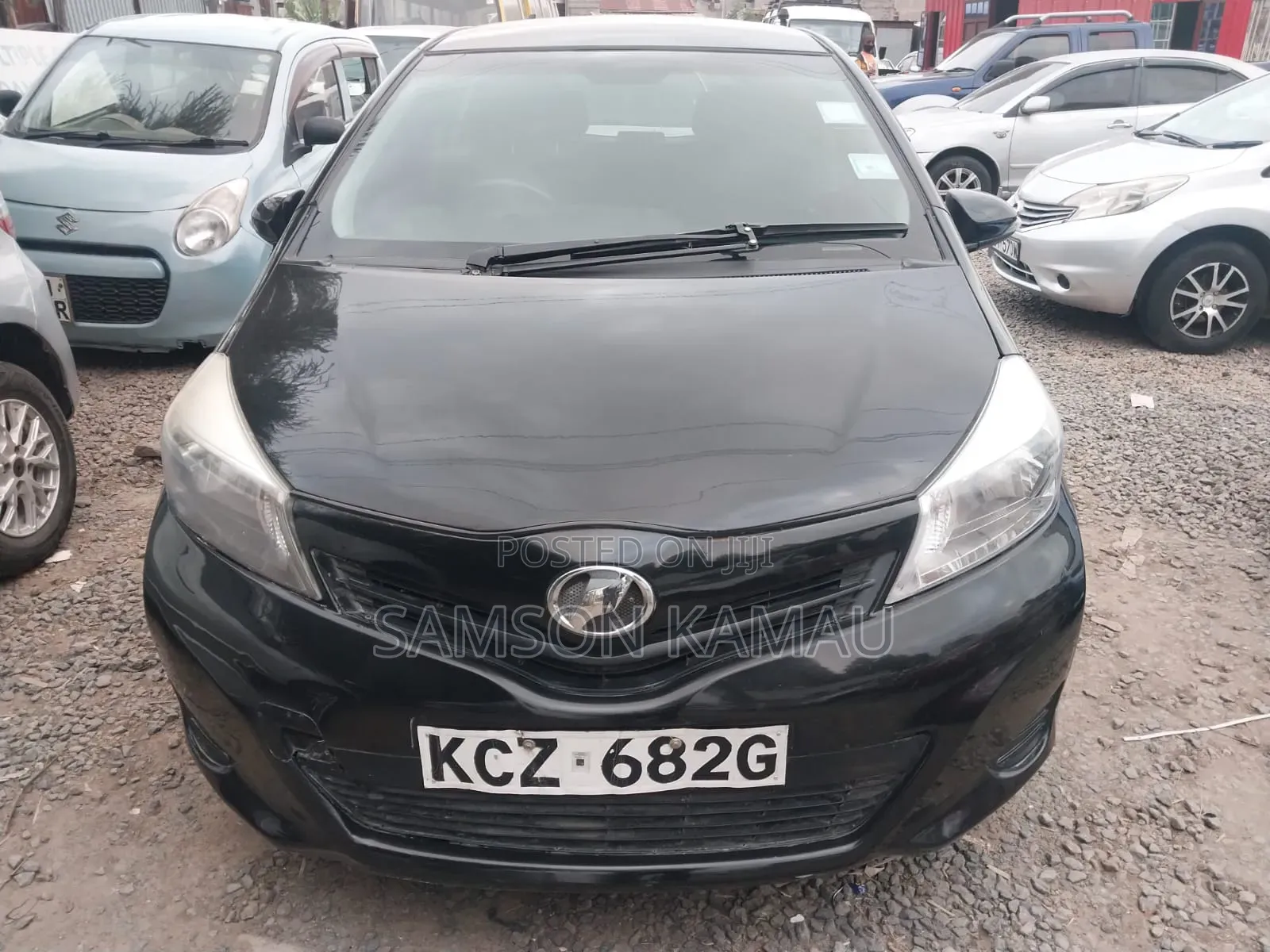 Toyota Vitz 2013 Black