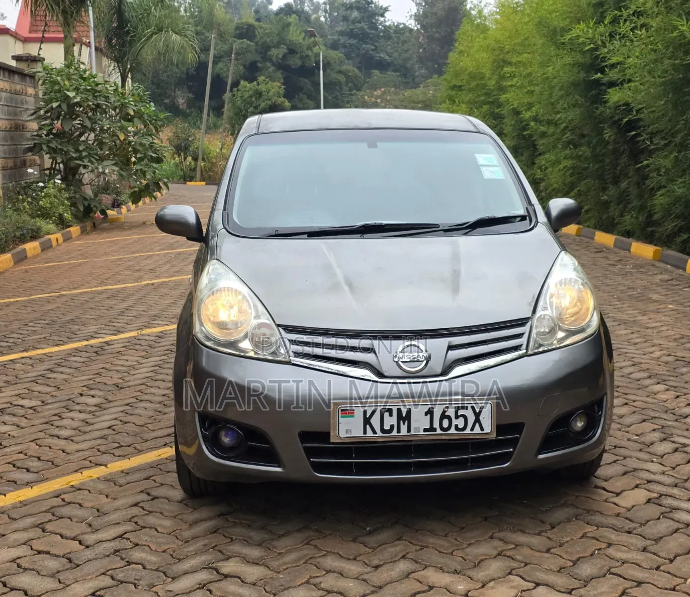 Nissan Note 2010 Gray