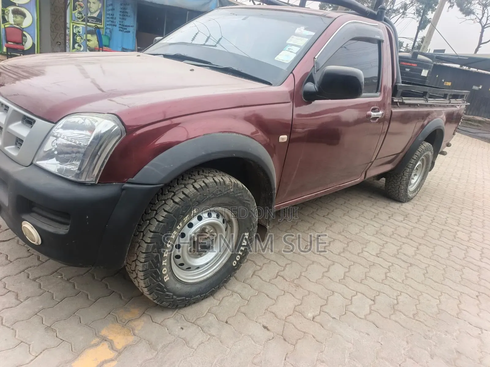 Isuzu D-MAX 2006 Red