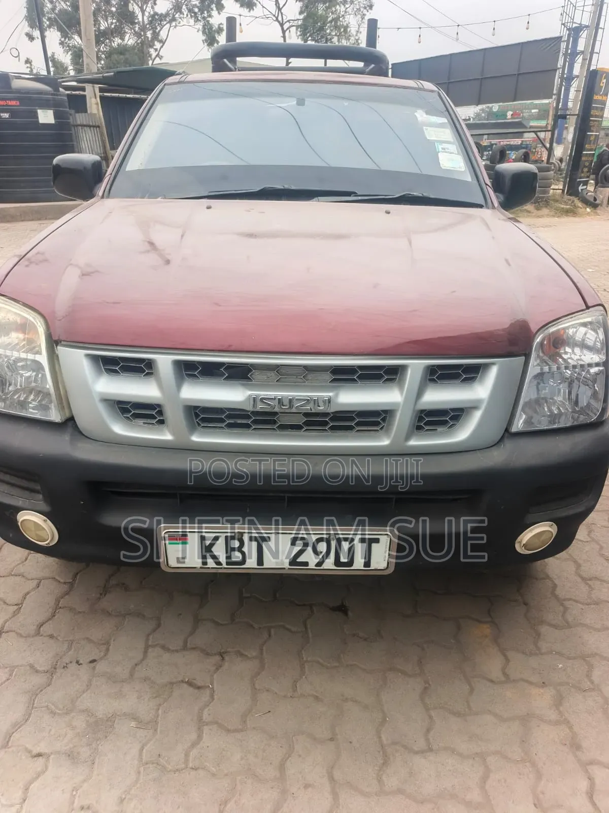 Isuzu D-MAX 2006 Red