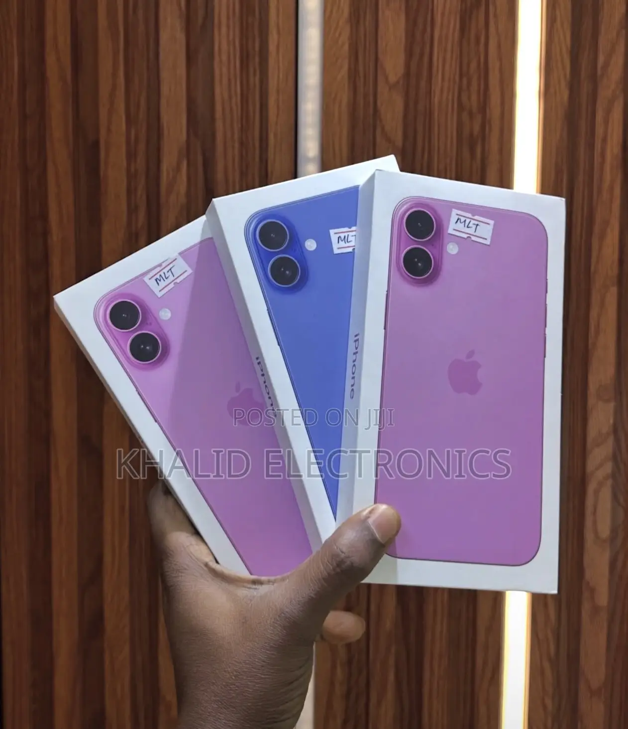 New Apple iPhone 16 128 GB Blue