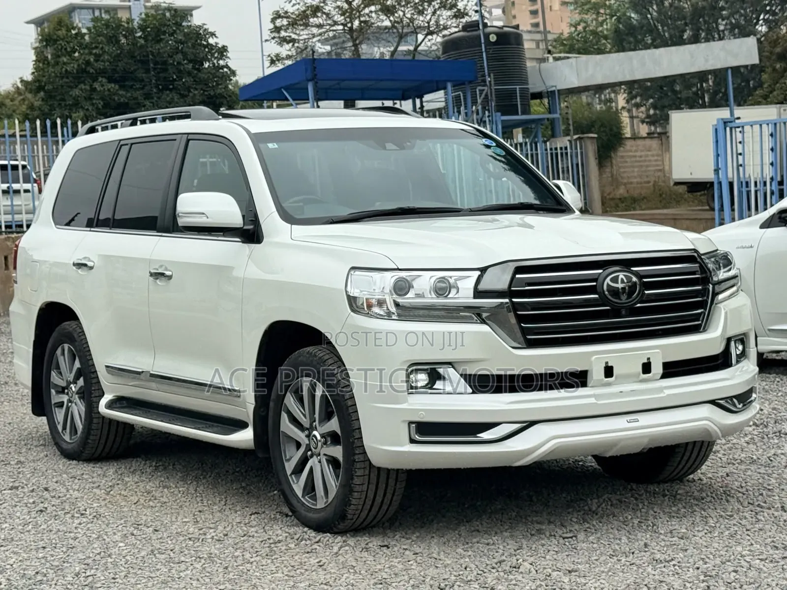Toyota Land Cruiser Prado 2019 White