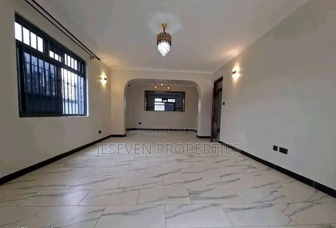 5bdrm Mansion in Syokimau, Gateway Mall Area for rent