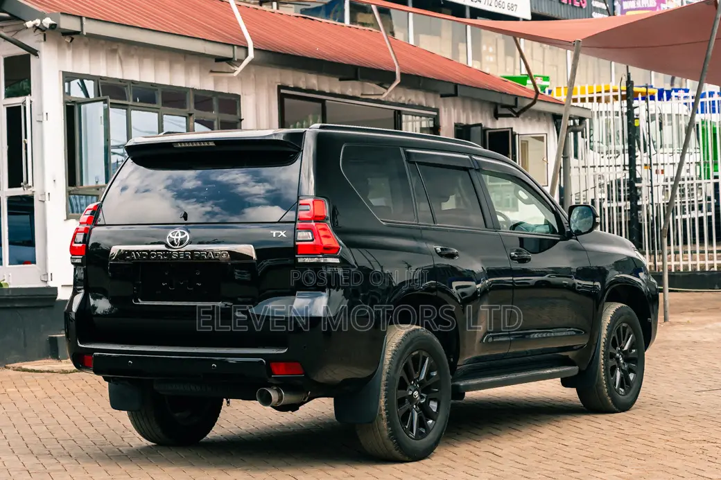 Toyota Land Cruiser Prado 2021 Black