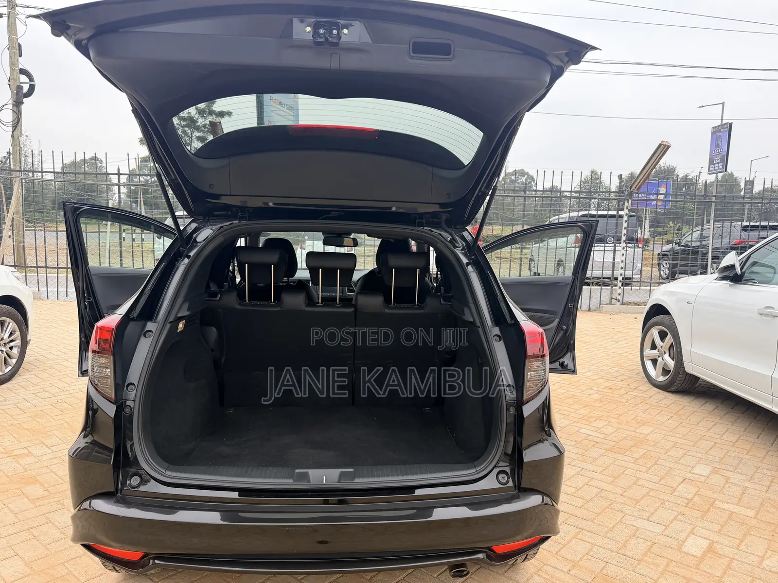 Honda Vezel 2020 Black