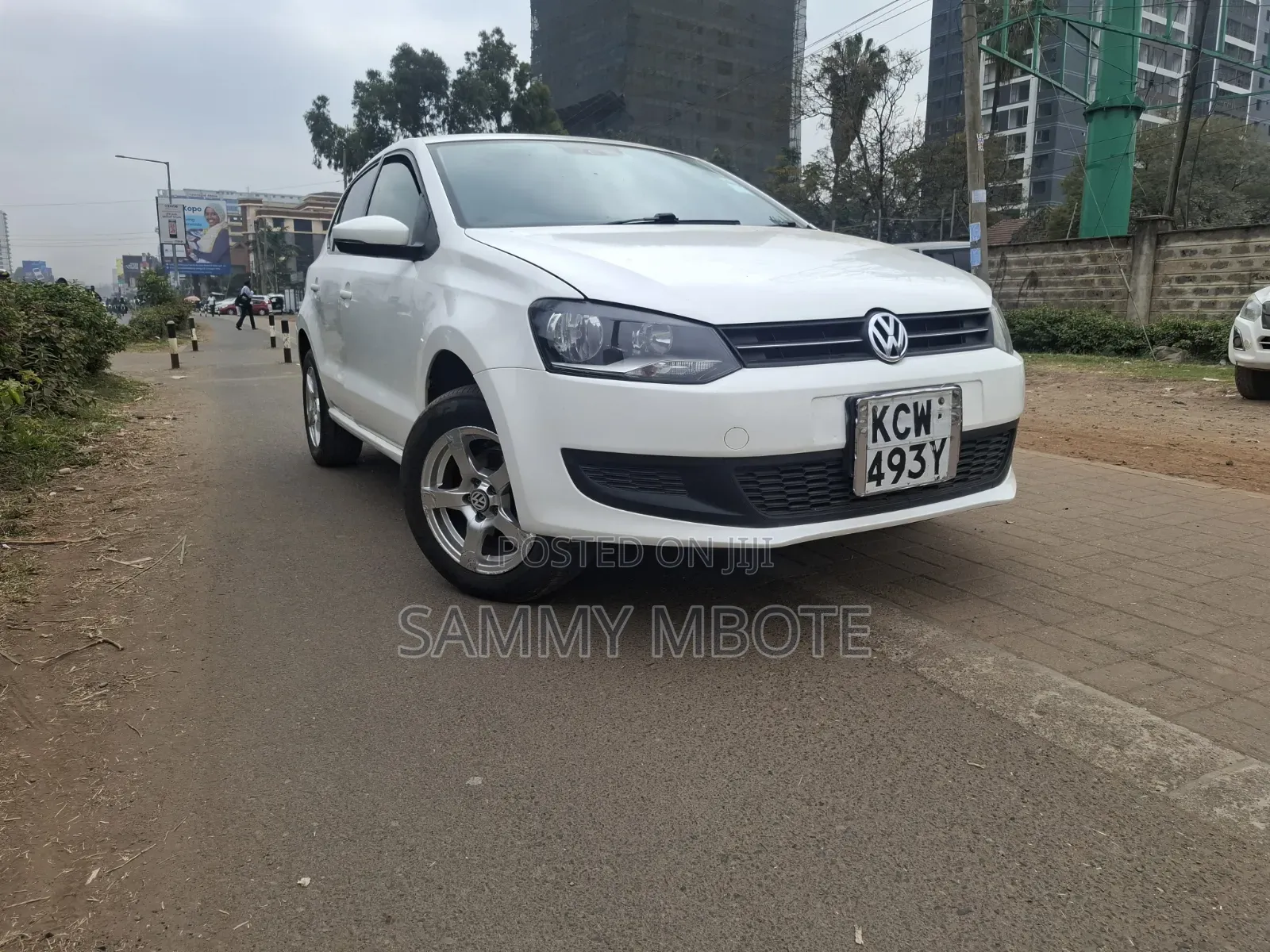 Volkswagen Polo 2013 White