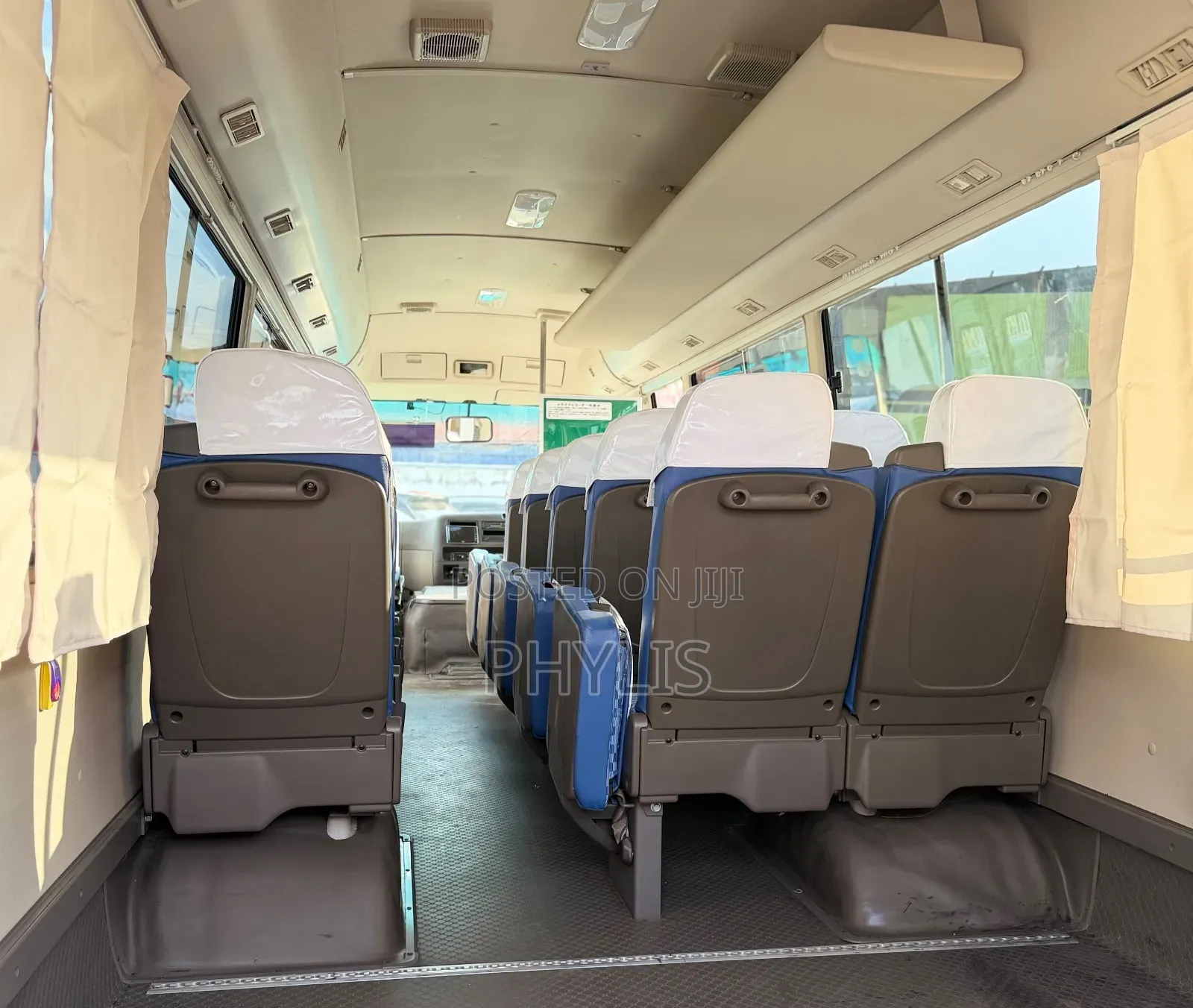 Mitsubishi Fuso Rosa 2019 White
