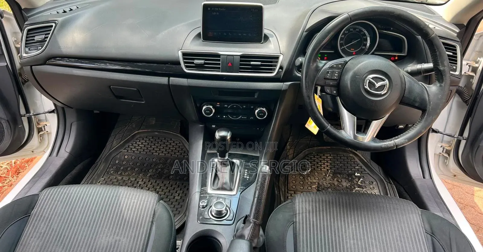 Mazda Axela SV Premium 2014 White
