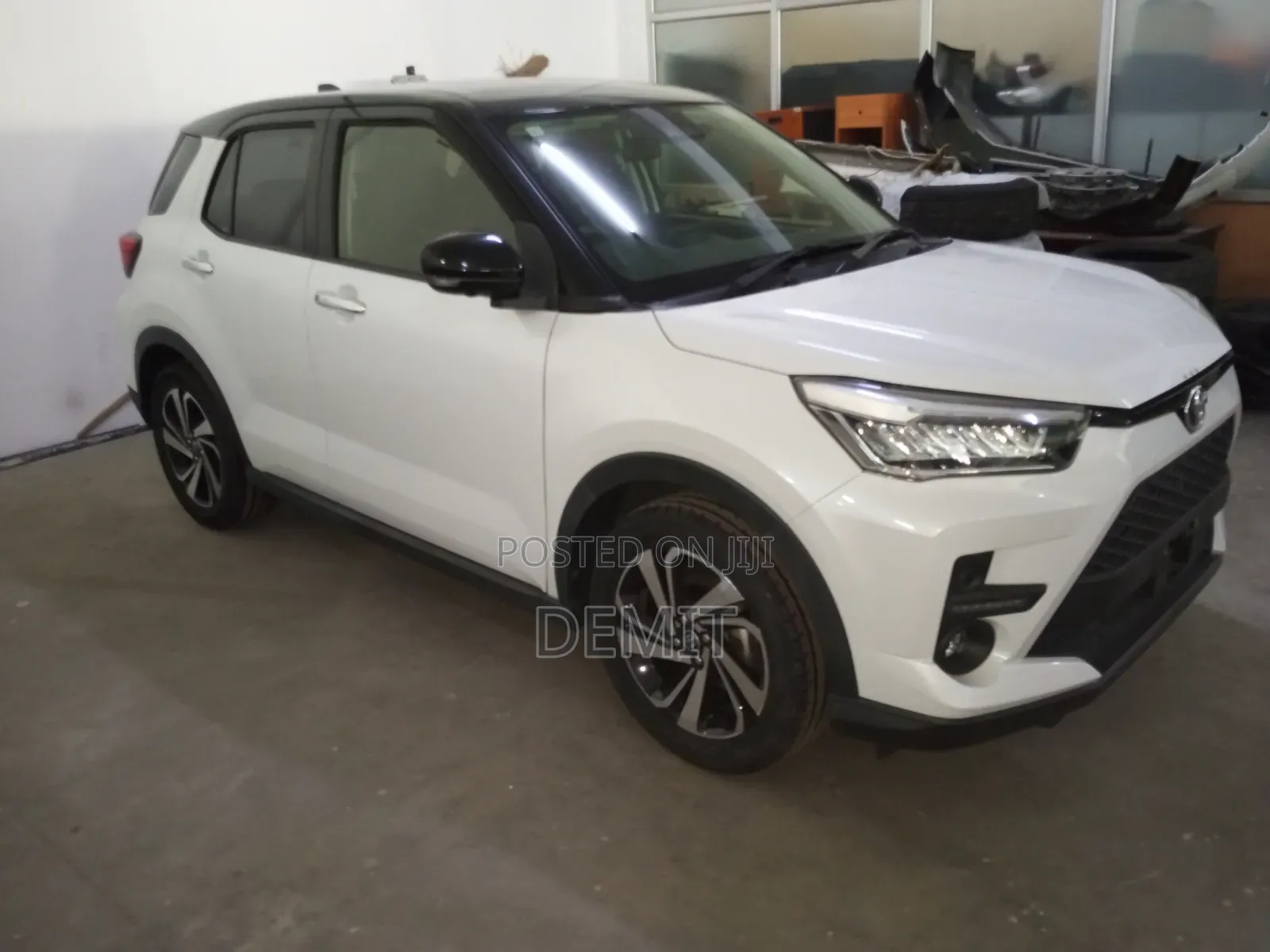 Toyota Raize 1.0 FWD 2020 White