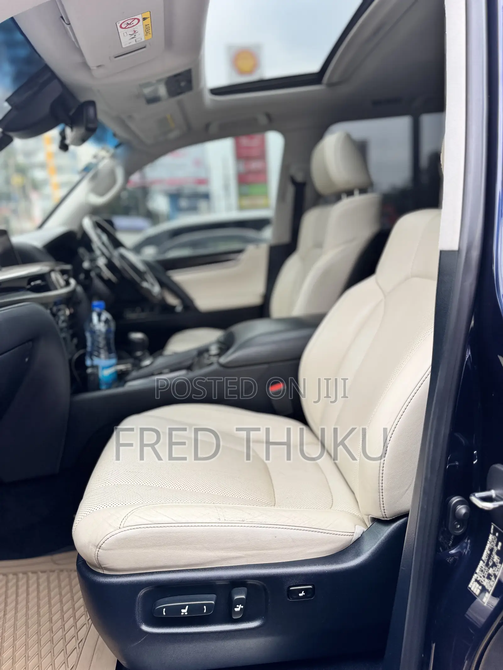 Lexus LX 570 AWD 2016 Blue
