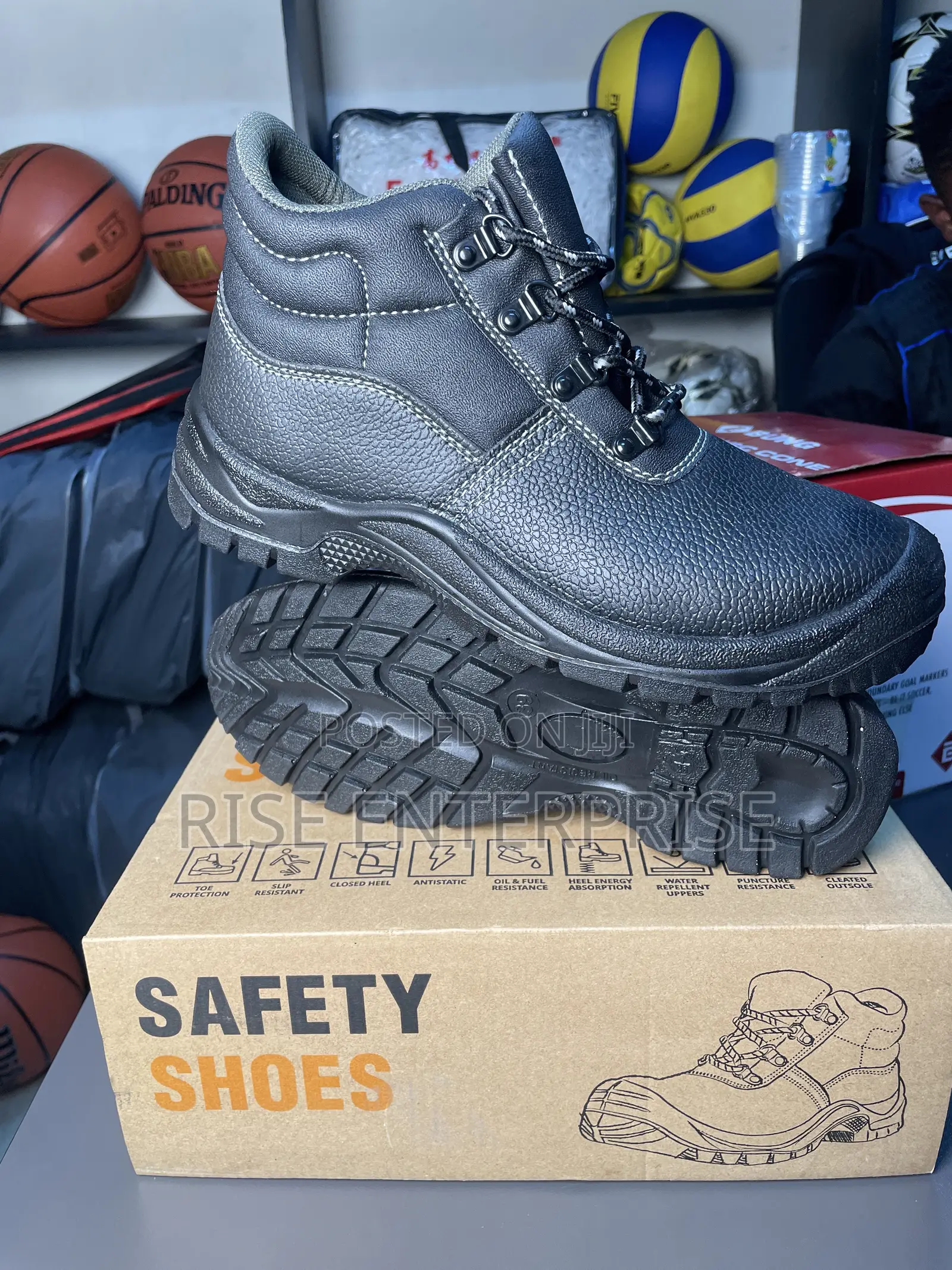 Quality Calzado Men's Women's Hiking Boots for Camping Climbing