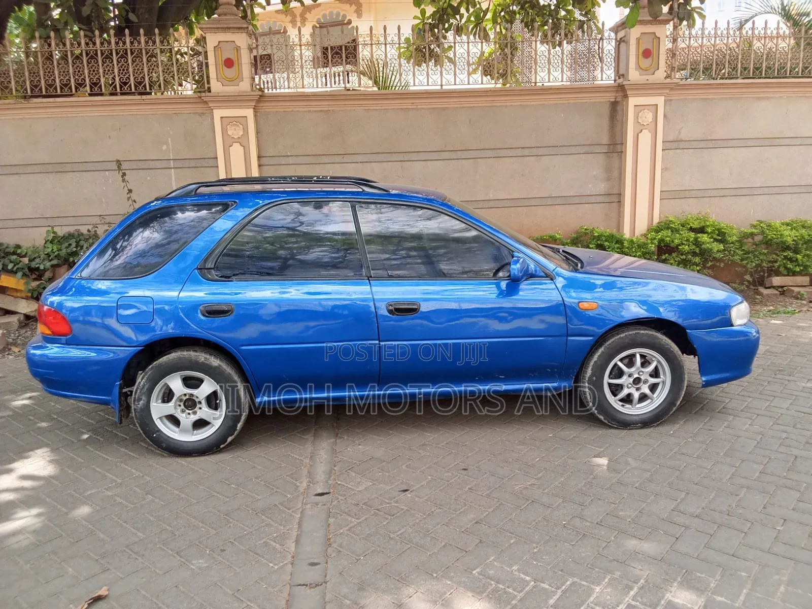 Subaru Impreza Wagon 1999 Blue