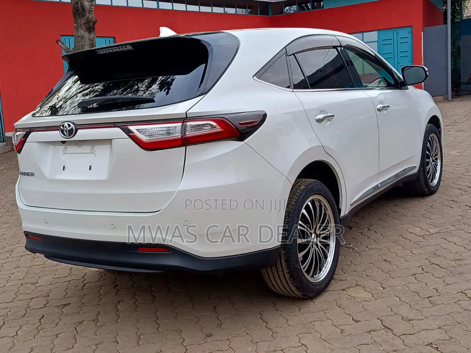 Toyota Harrier 2019 White