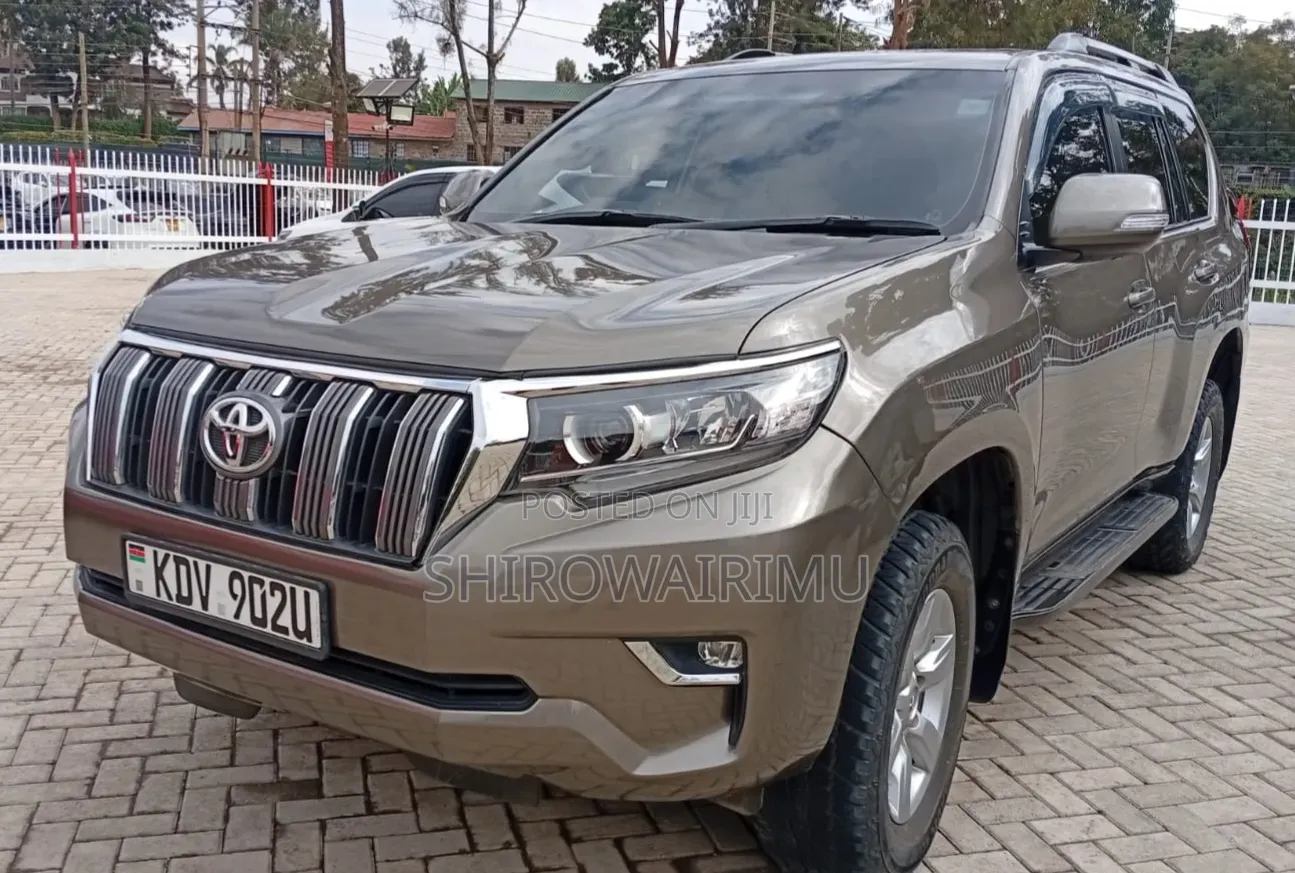 Toyota Land Cruiser Prado 2018 Gray