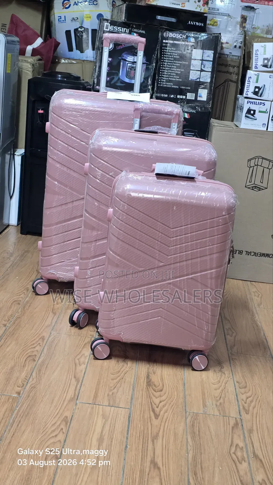 Unbreakable Rubber Suitcase With 360° Spinner Wheels