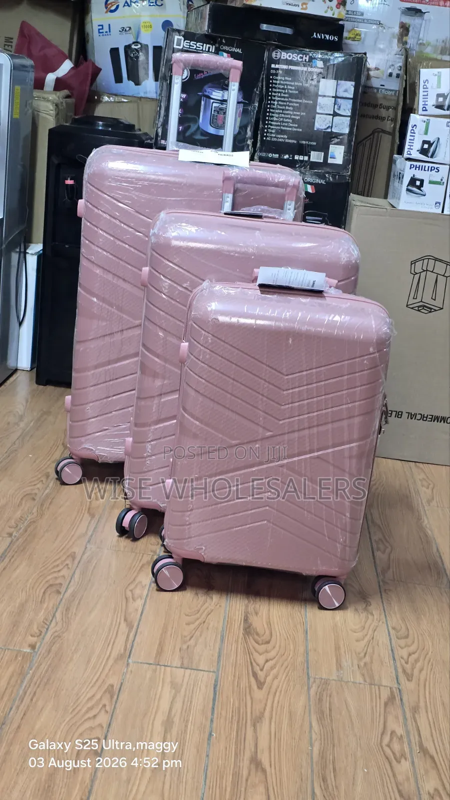 Unbreakable Rubber Suitcase With 360° Spinner Wheels
