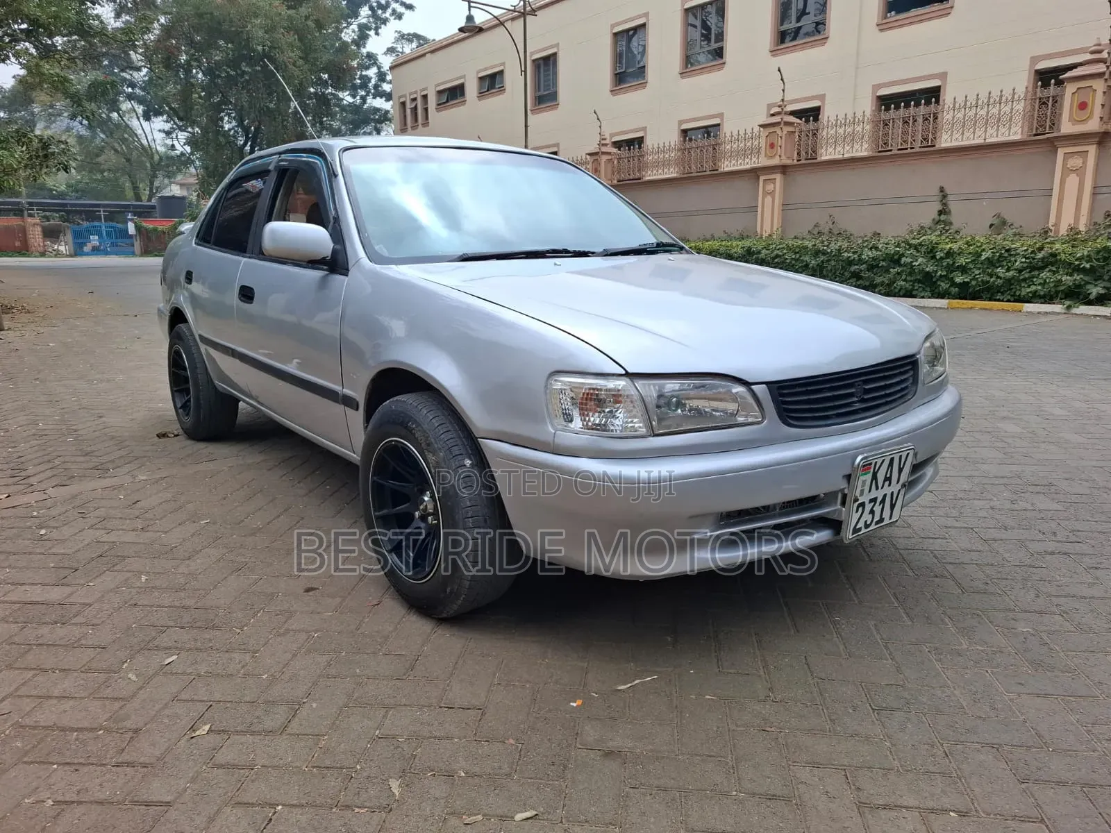 Toyota Corolla Sedan Automatic 1998 Silver