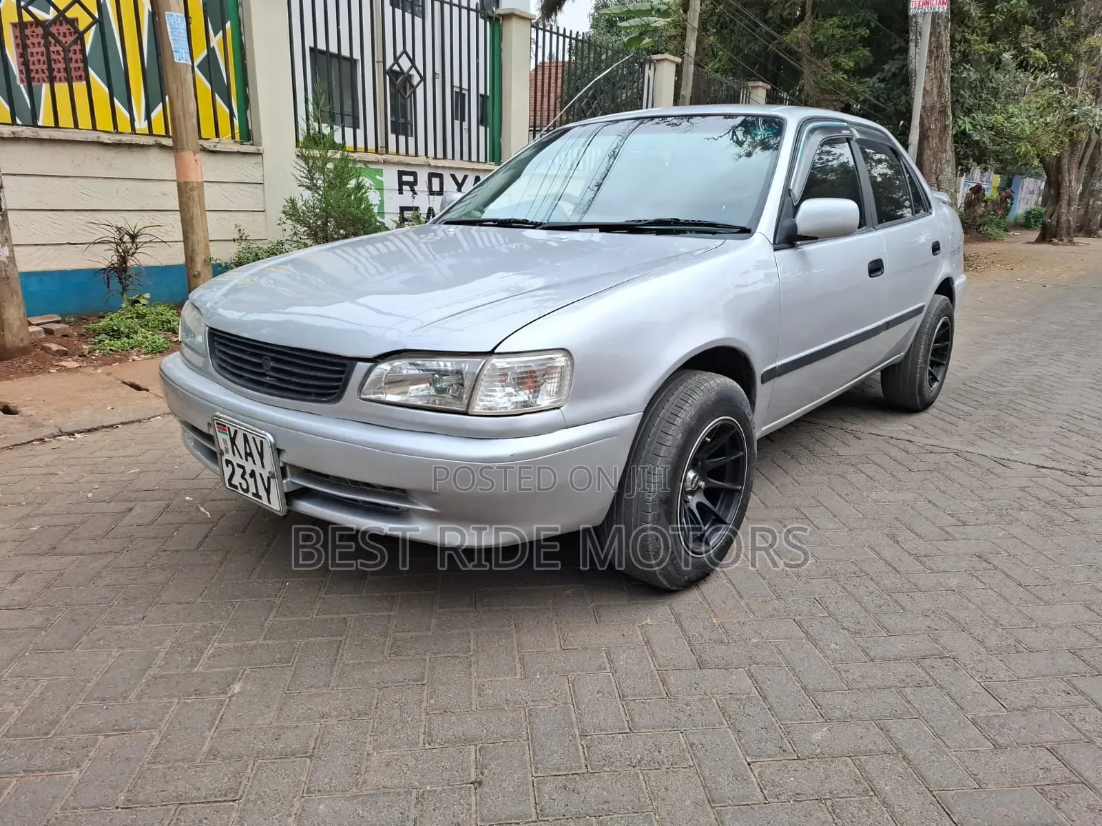 Toyota Corolla Sedan Automatic 1998 Silver