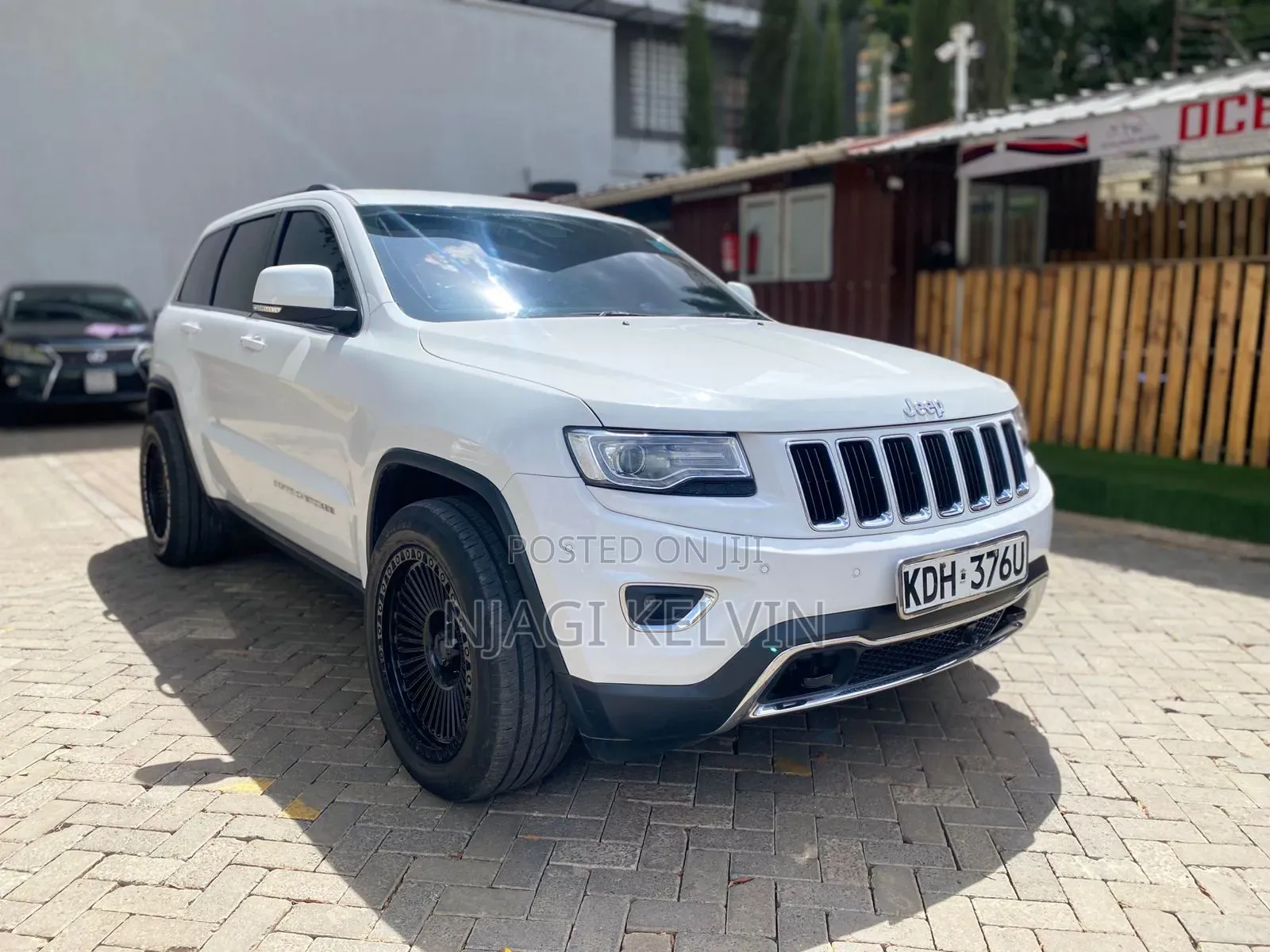 Jeep Grand Cherokee Laredo 4dr 4x4 2016 White