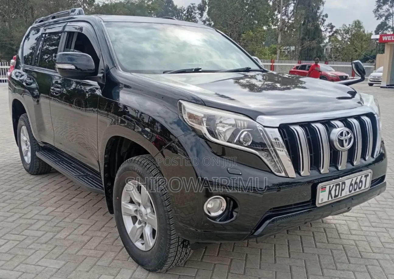 Toyota Land Cruiser Prado 2017 Black