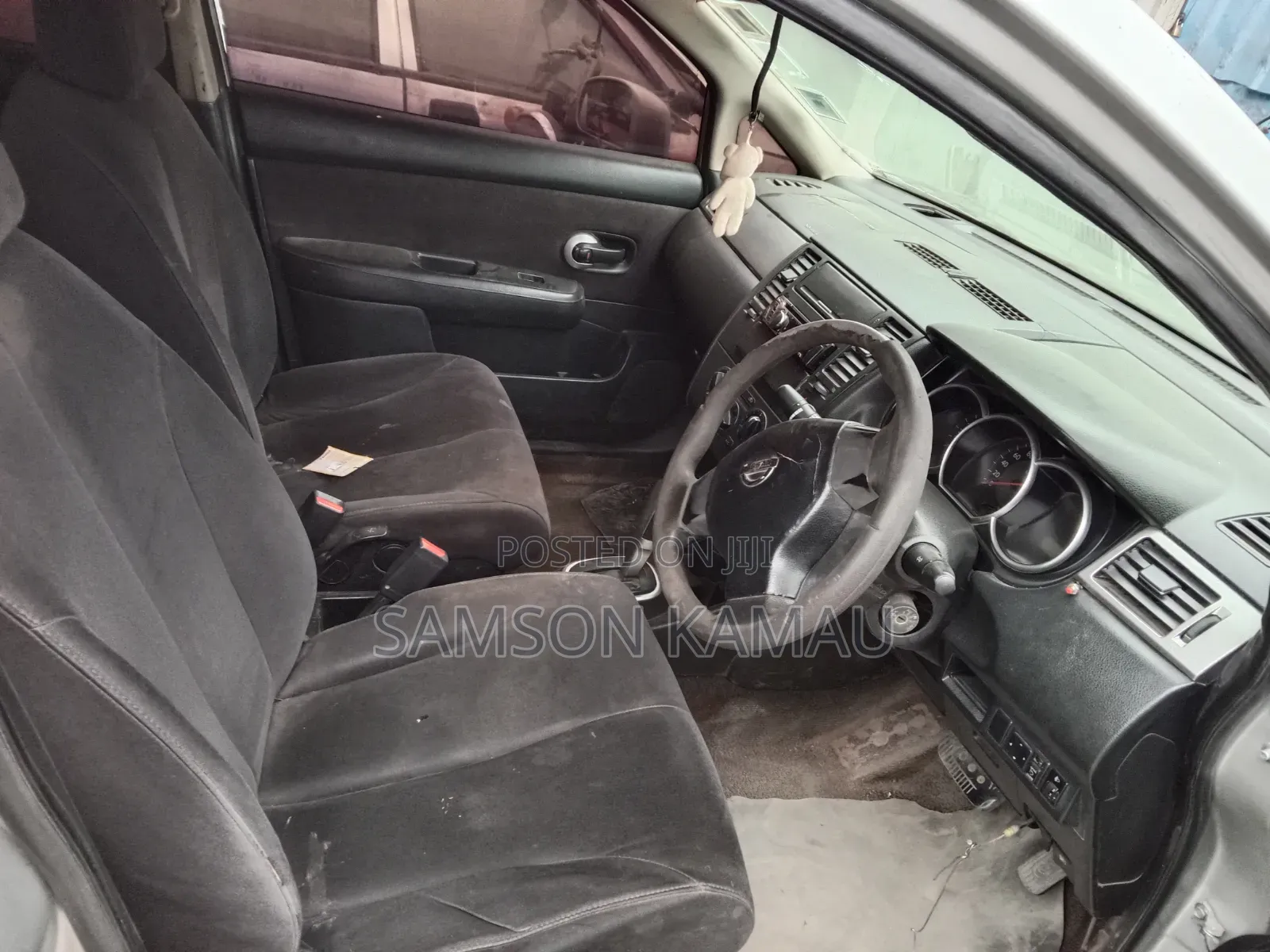 Nissan Tiida 2008 Silver
