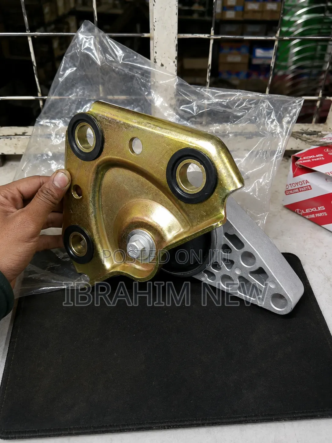 Mazda Demio Verisa Engine Mounting